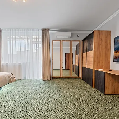 Fit Aparthotel 3*